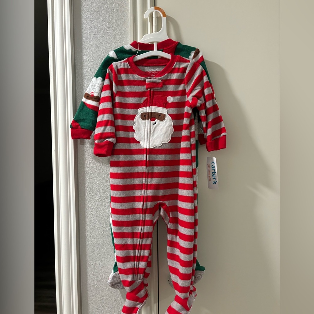 Carters onesie Set of 2 Size 12M